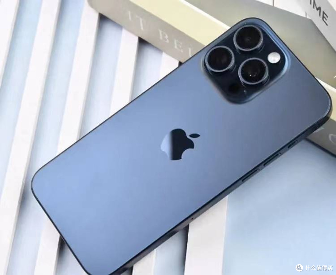 iPhone 15“捡漏”指南:4599元入手,这款苹果旗舰还香吗?