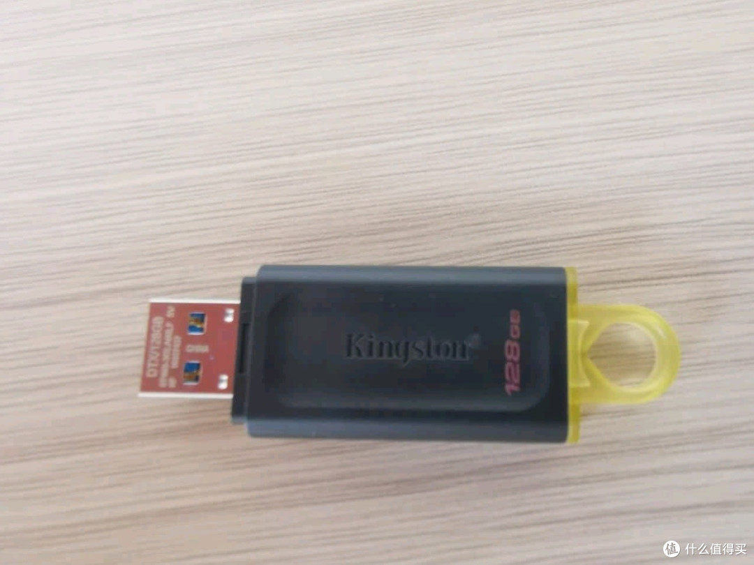 金士顿64GB USB3.2 Gen 1 U盘DTX深度测评:移动存储的全能选手