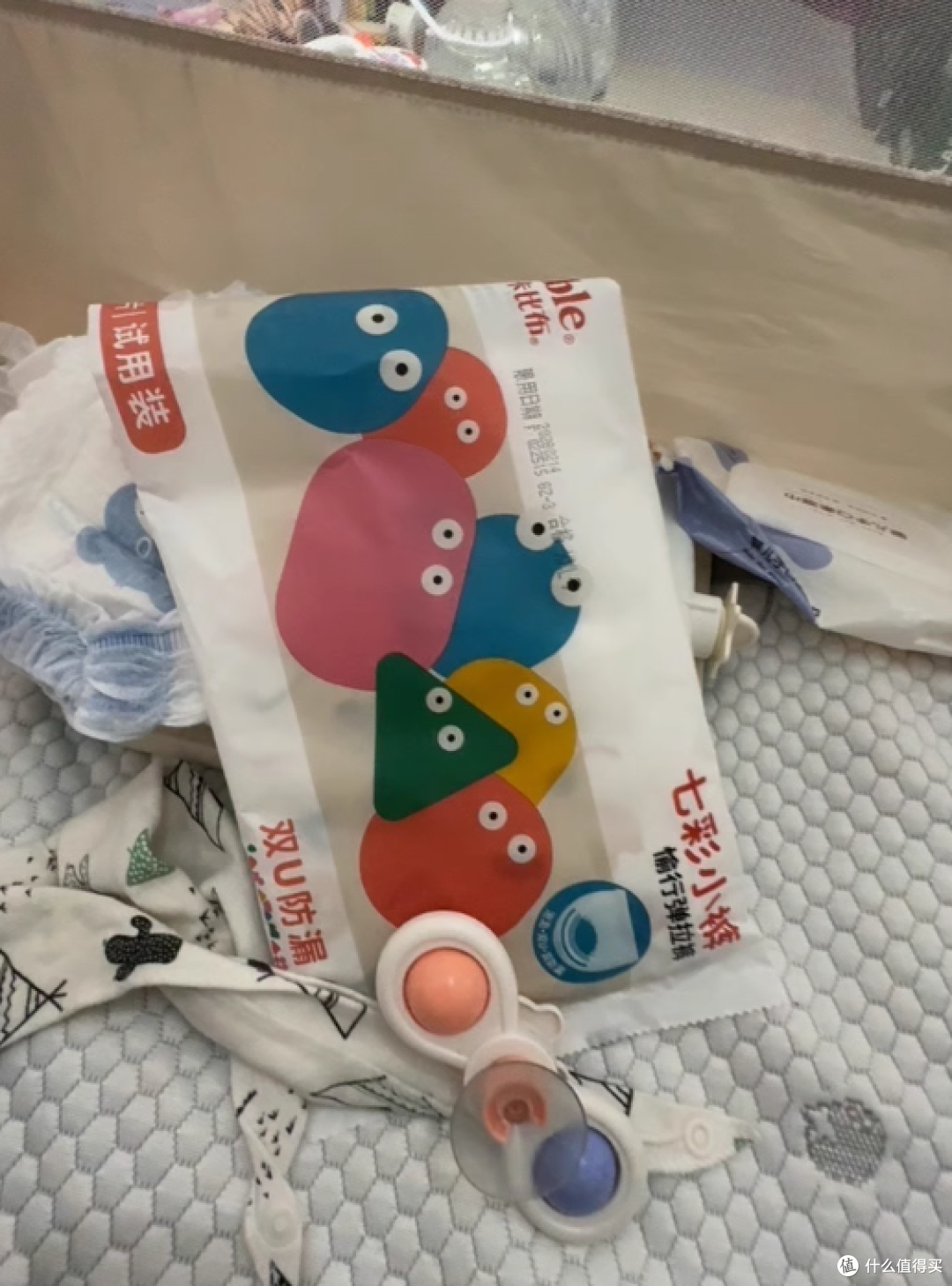 卡比布七彩小裤婴儿尿不湿体验装 4 片,给宝宝贴心呵护