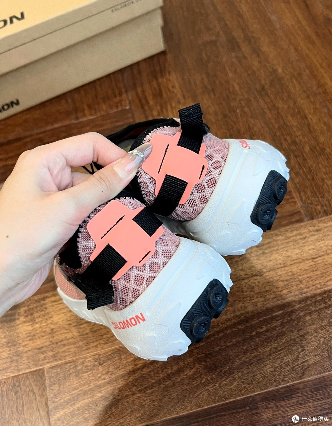 SALOMON萨洛蒙SOLAMPHIBIAN:水陆两栖的户外鞋款