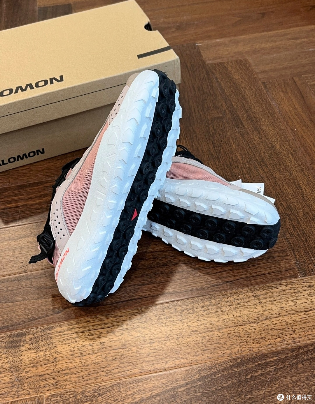 SALOMON萨洛蒙SOLAMPHIBIAN:水陆两栖的户外鞋款