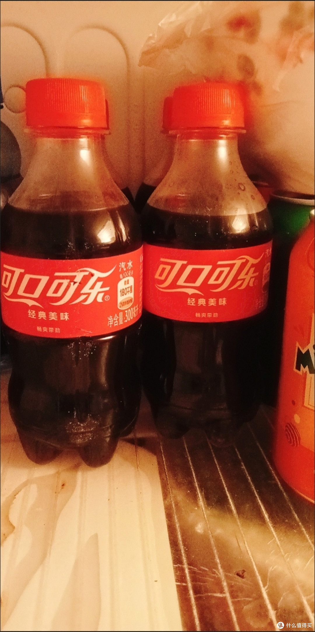 你喜欢喝可口可乐还是喜欢喝百事可乐？