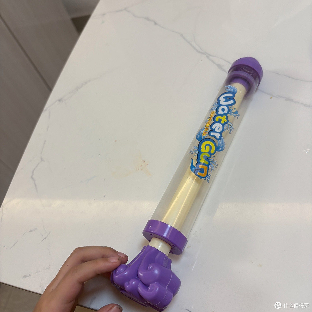 夏日玩水标配！新款烟花水枪让打水仗快乐翻倍
