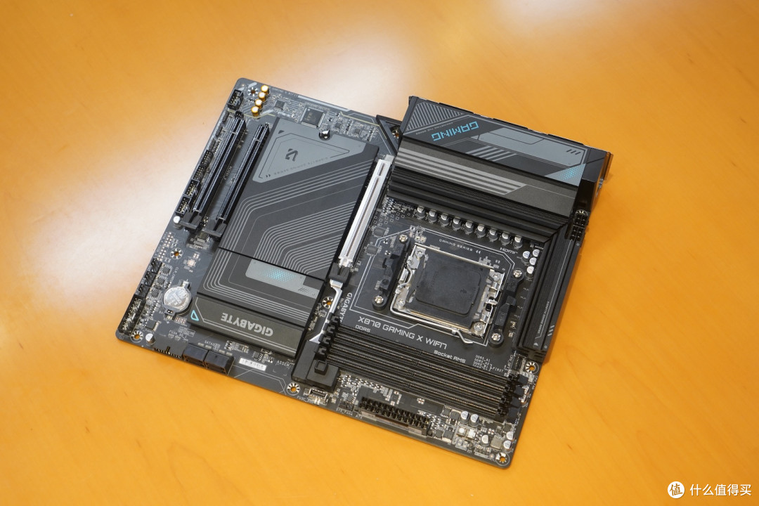 天没塌!技嘉X870主板异常损坏送修全记录(CPU 槽针脚修复)