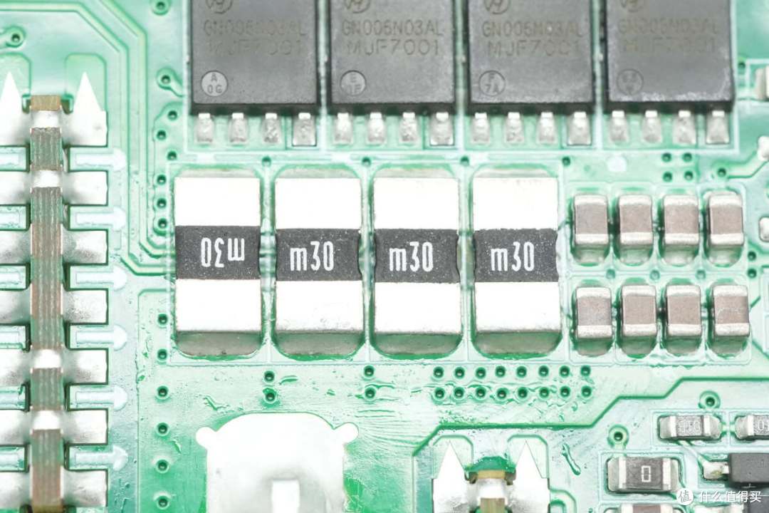 符合80PLUS白金转换标准,航嘉2000W服务器电源拆解