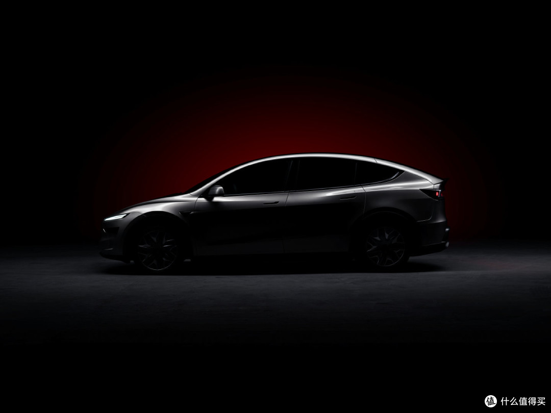 特斯拉Model Y L给国产新能源上压力,六座加长轴距搅动40万市场