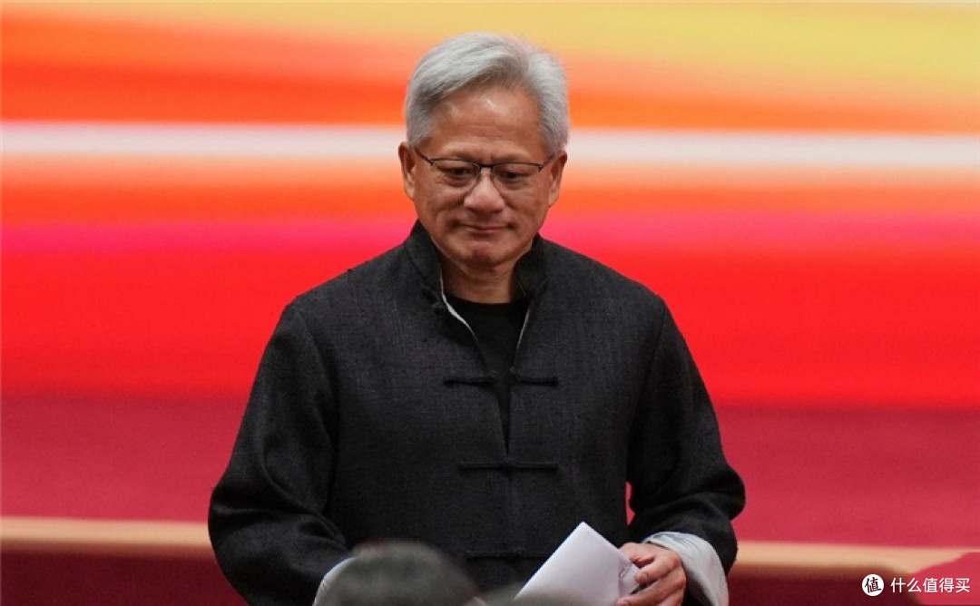 脱下皮衣穿唐装讲中文,还要买小米汽车,黄仁勋太想做中国生意了