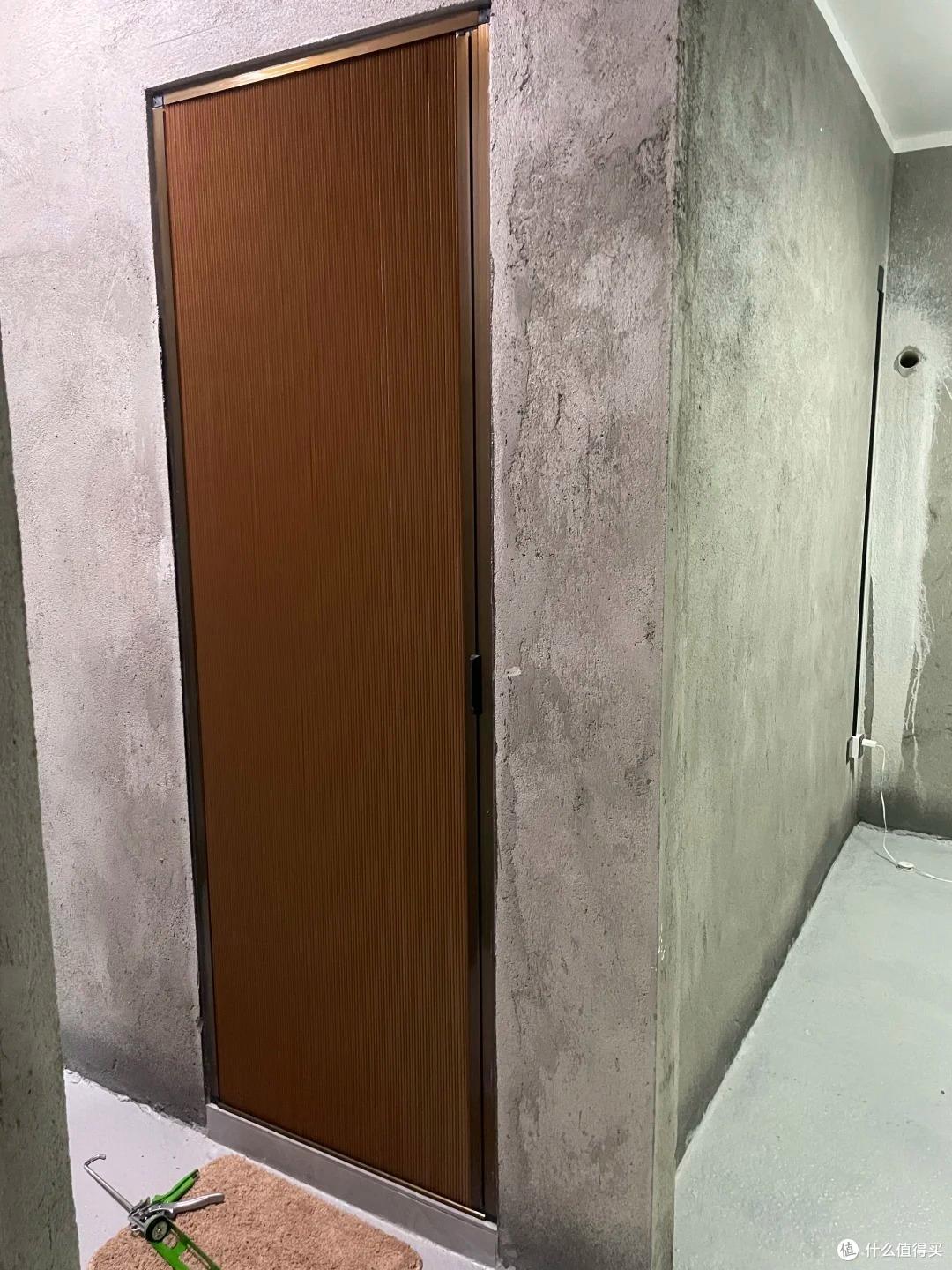 上海一三口之家,因“穷装”而走红,花费仅1万,却无一丝穷酸气