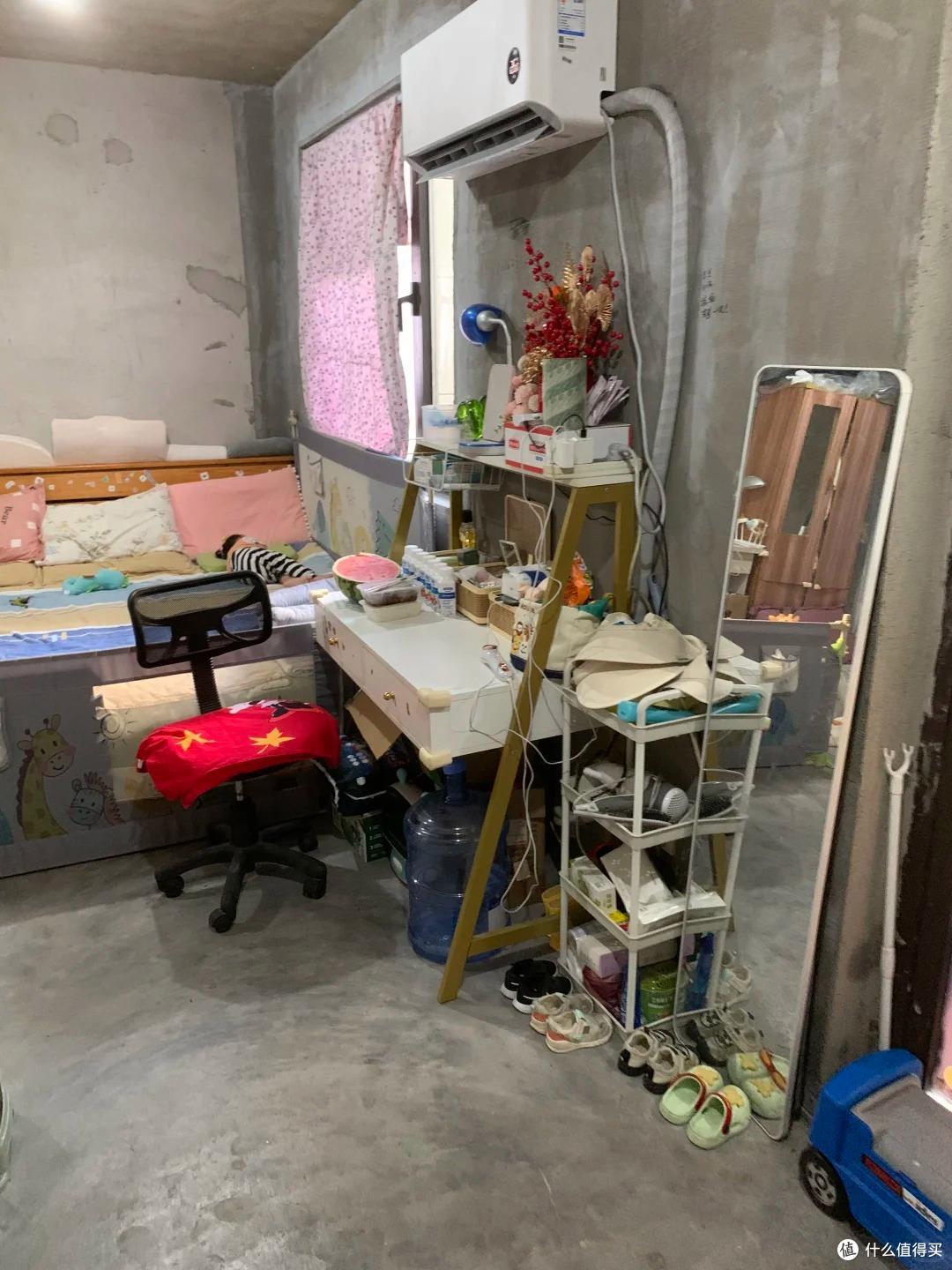 上海一三口之家,因“穷装”而走红,花费仅1万,却无一丝穷酸气