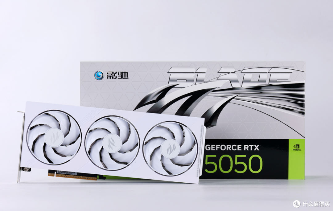 甜度不详,但真RTX50入门级!影驰 RTX5050圣刃OC显卡测评