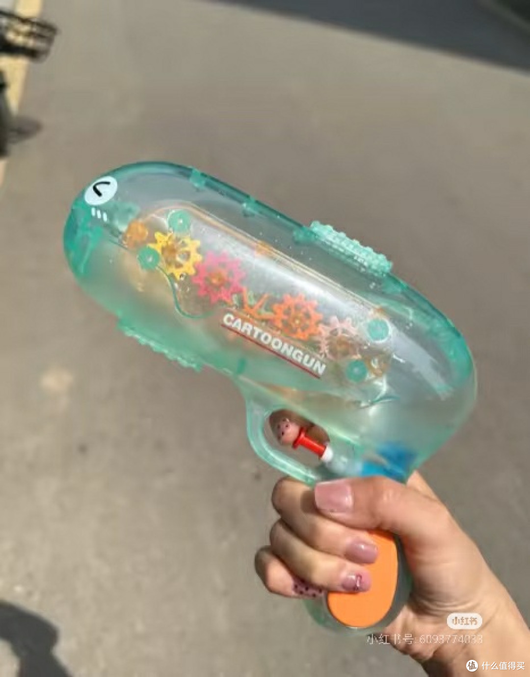 新款鲸鱼子母水枪,大容量设计