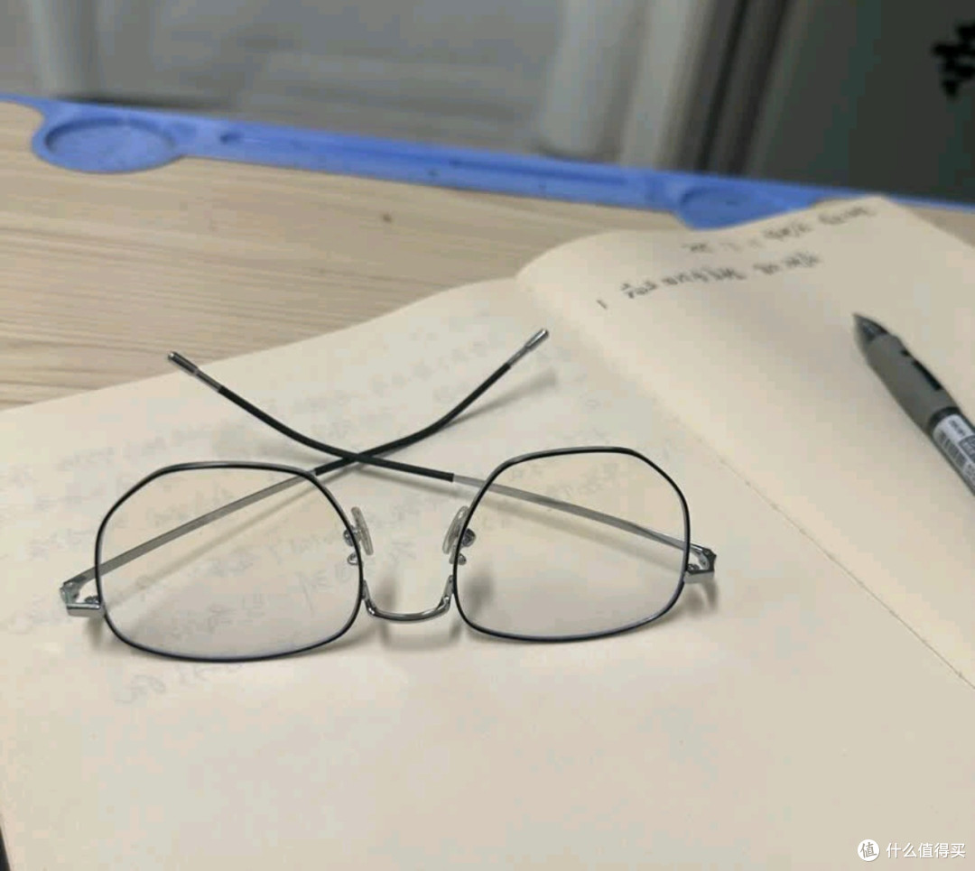 这款VGO防蓝光眼镜堪称数码时代"护眼卫士"