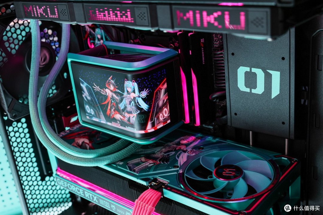 华硕全新联名电竞装备!ROG夜神5080RO姬x初音未来版显卡发布