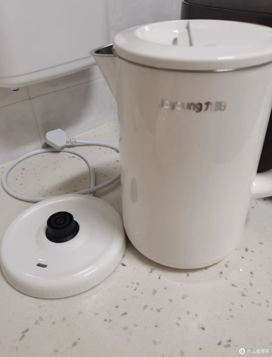 实测超绝烧水壶!3 分钟喝上热水,打工人超满意!