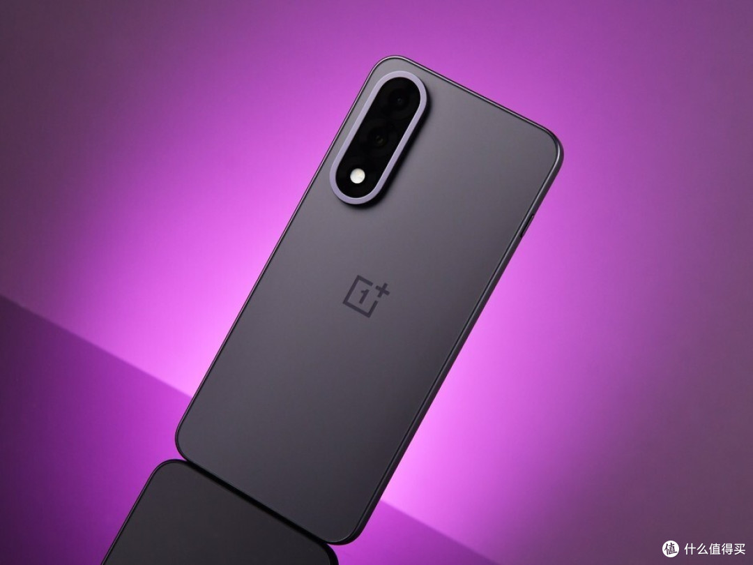 一加“用力过猛”,16GB+1TB+322万跑分,国补后可“闭眼买”