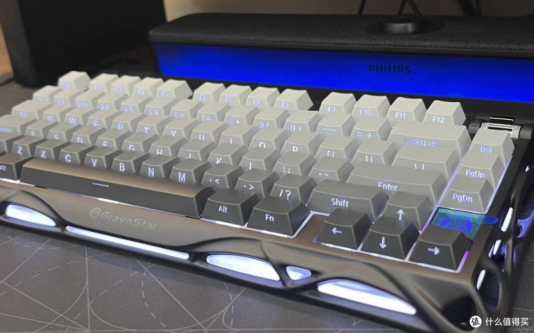 重力星球破茧75K1：赛博机甲键盘新体验！