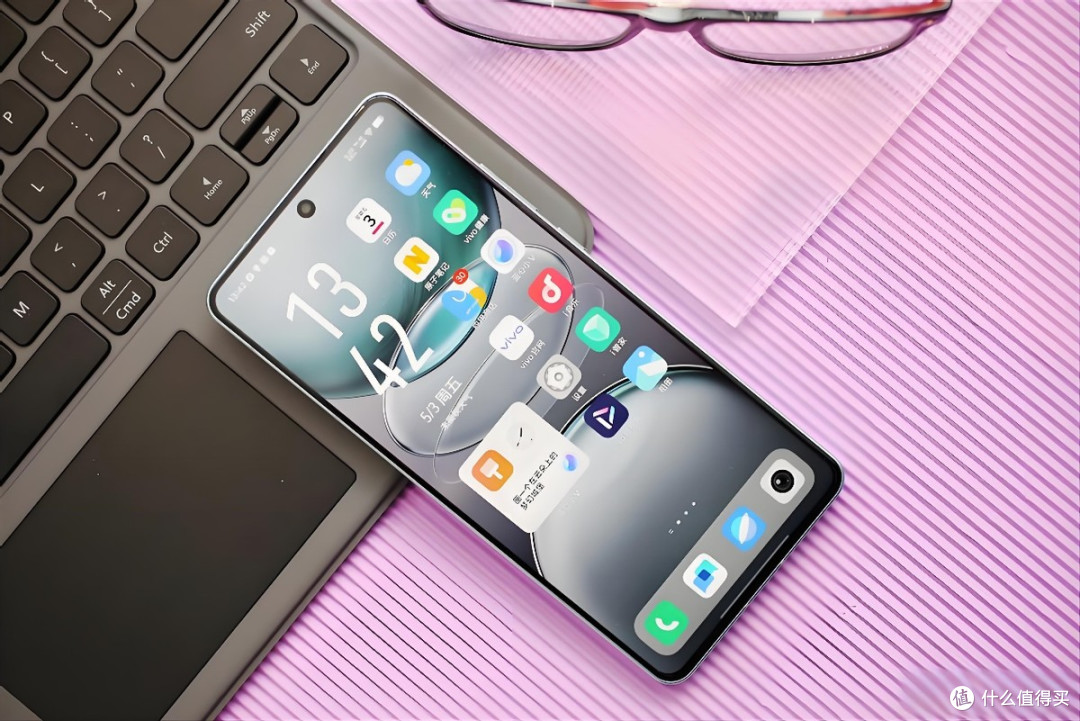 vivo这是要豁出去,16GB+1TB跌价2116元,1英寸主摄+100倍变焦