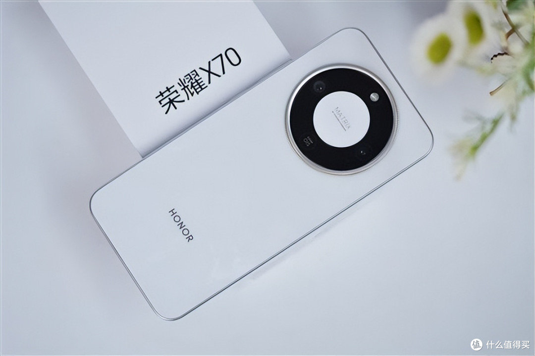 荣耀又又上新机,8300mAh+IP69防水+绿洲屏,性价比与体验感拉满
