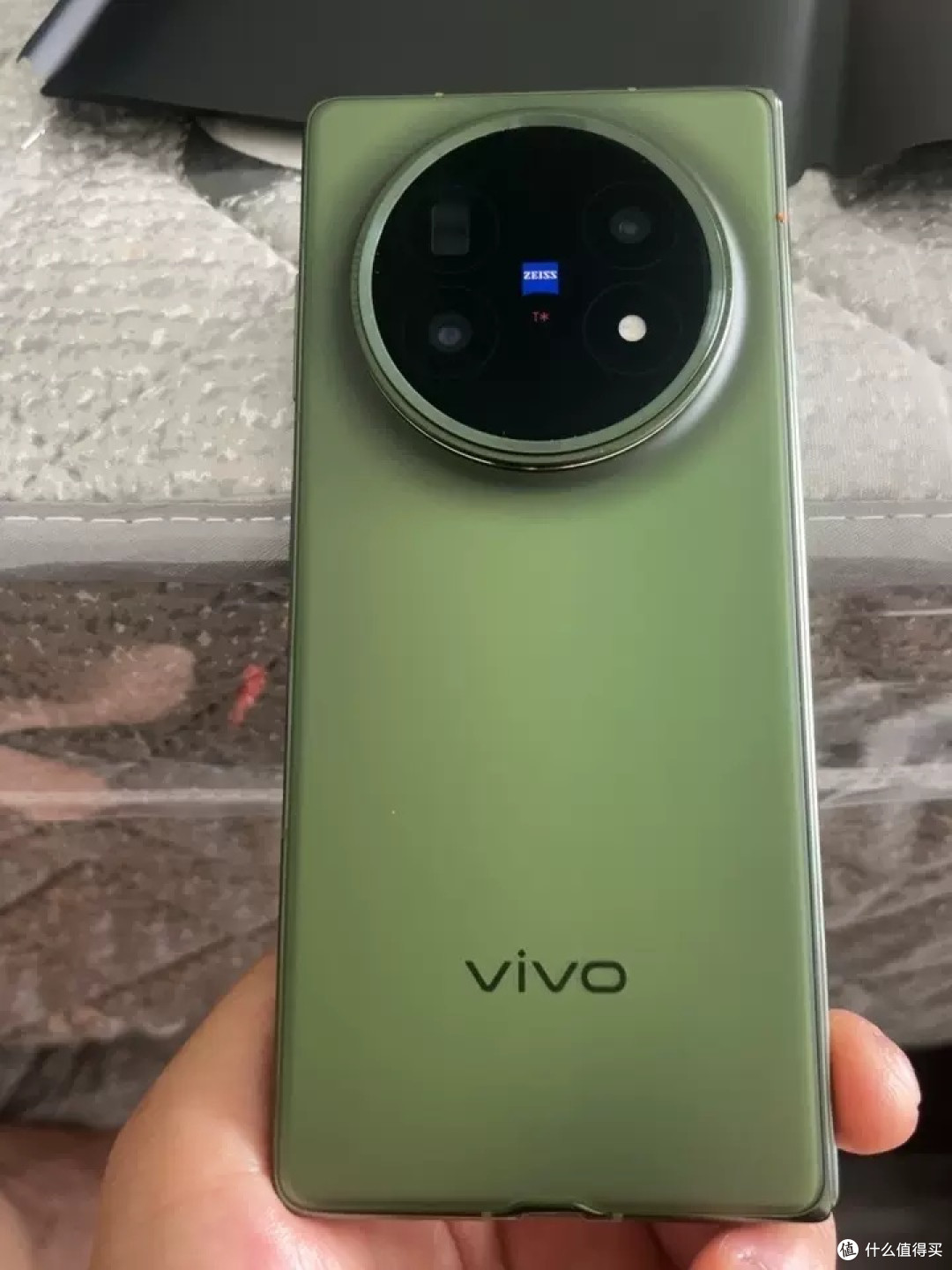 vivoxfold5折叠屏的商务新标杆