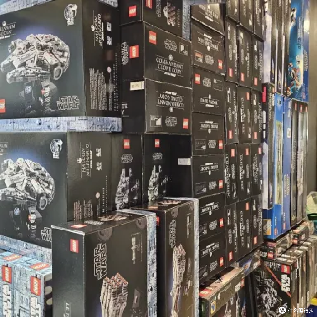 盗贼夜袭玩具店,专抢星球大战套装!盗窃团伙为何盯上乐高积木?