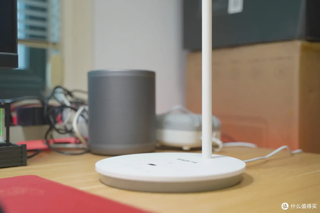 办公与儿童场景的护眼利器,书客护眼台灯 L1 深度评测