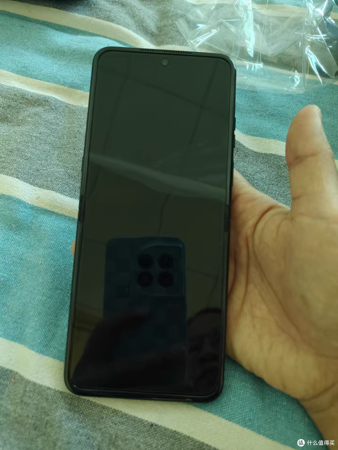 联想 moto Razr60 Ultra:心动归心动,这些得考虑