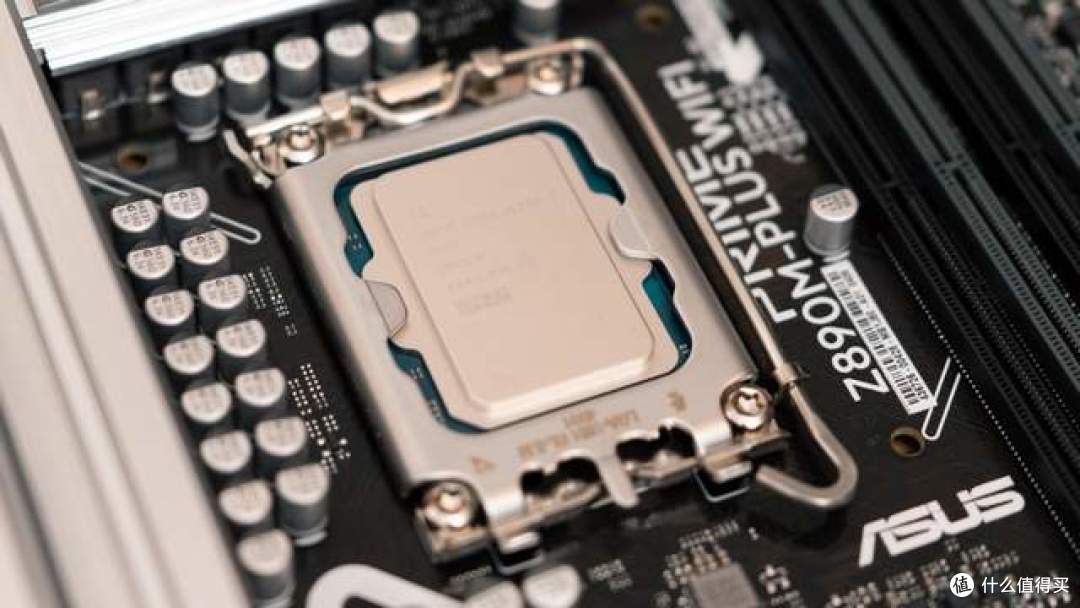 酷睿Ultra 7 265K处理器:为何成为《三角洲行动》玩家的首选?