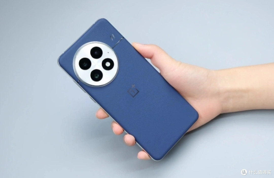 一加旗舰“重回低价”，24GB+1TB+骁龙8至尊版，国补后跌价1200元