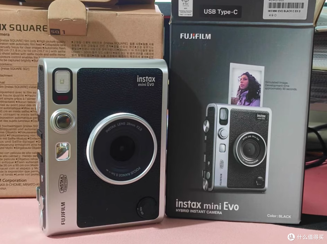 富士 instax mini Evo:一次成像相机的创新之选