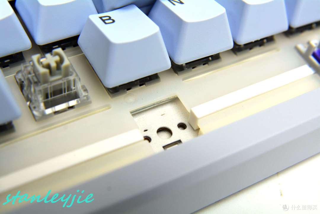 三模客制化,雨滴声与疾速的双重奏 雷柏 V700DIY-98 机械键盘
