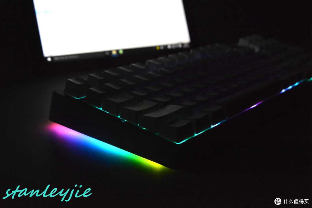 三模客制化,雨滴声与疾速的双重奏 雷柏 V700DIY-98 机械键盘