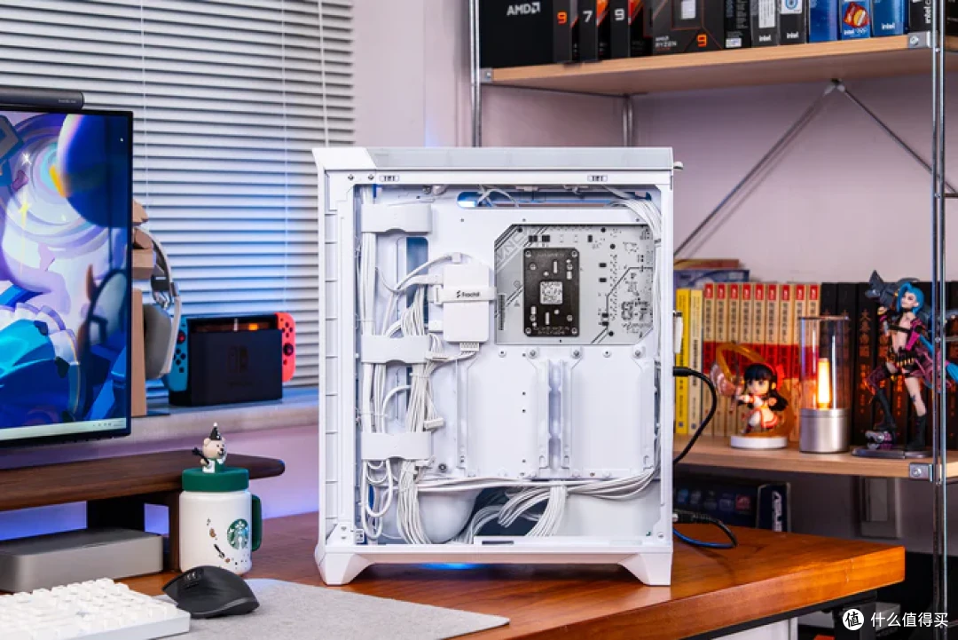 分形工艺Meshify 3+七彩虹X870方舟+影驰5070星曜LUNA装机展示