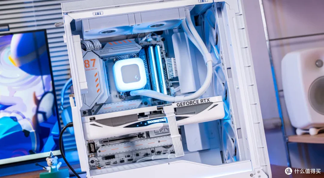 分形工艺Meshify 3+七彩虹X870方舟+影驰5070星曜LUNA装机展示