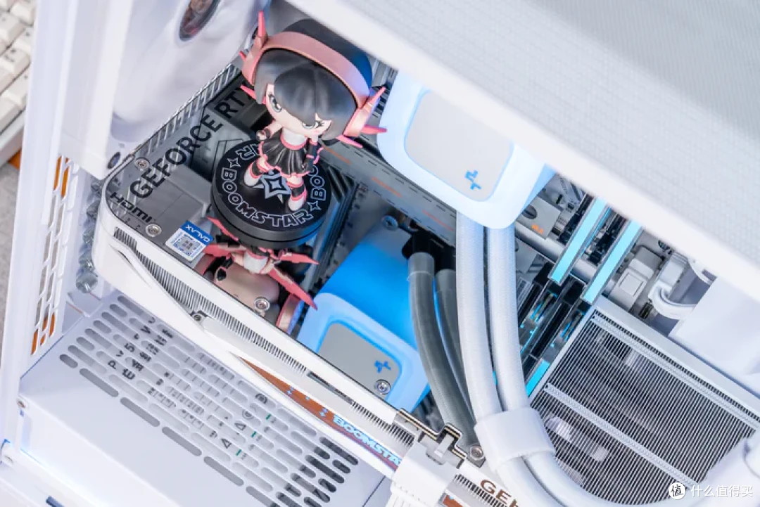 分形工艺Meshify 3+七彩虹X870方舟+影驰5070星曜LUNA装机展示