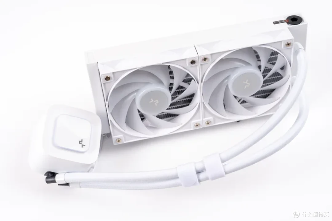 分形工艺Meshify 3+七彩虹X870方舟+影驰5070星曜LUNA装机展示