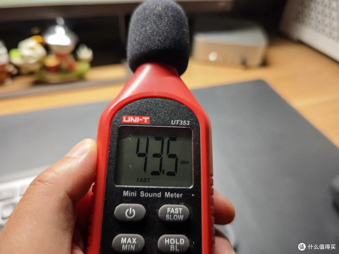 零刻 SEi13 Pro 深度评测:高性能办公迷你主机的好选择