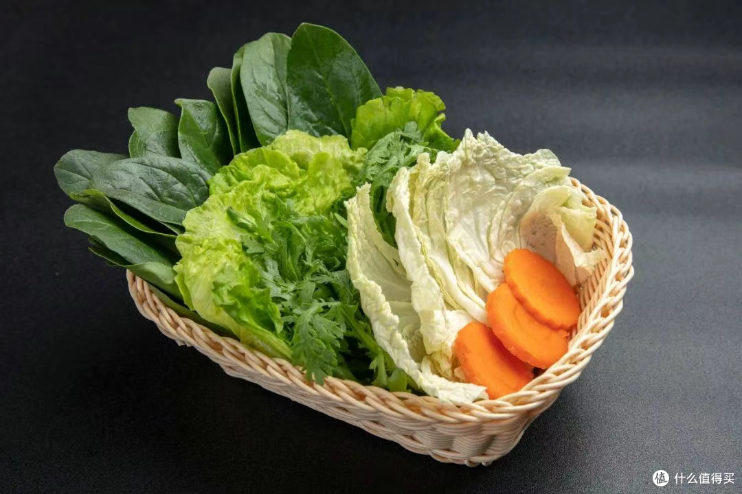 夏日“剩菜黑名单”:这 4 类隔夜食物最该拉响警报!