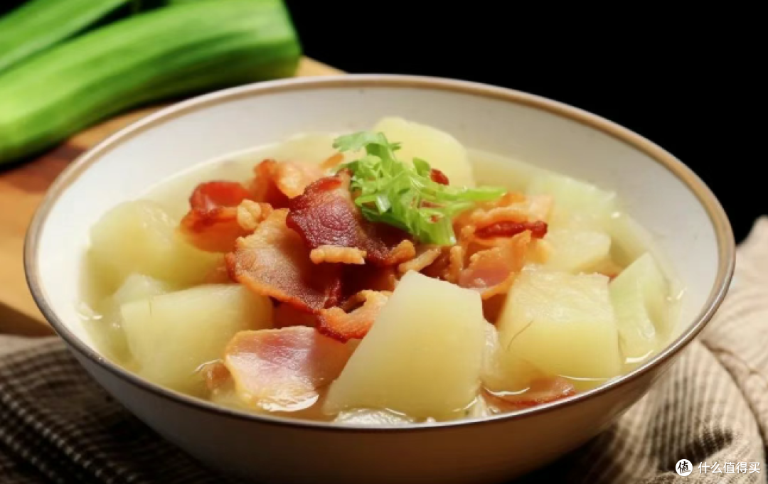夏日“剩菜黑名单”:这 4 类隔夜食物最该拉响警报!