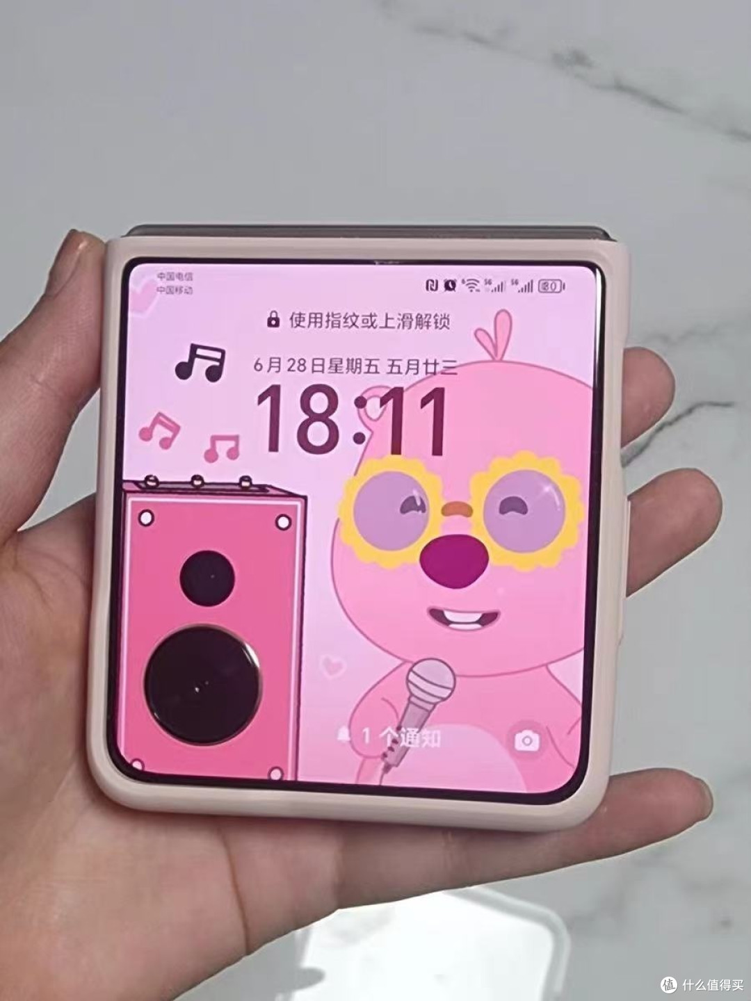 折叠屏手机这东西,说好也好,说坑也坑,得看你咋用。