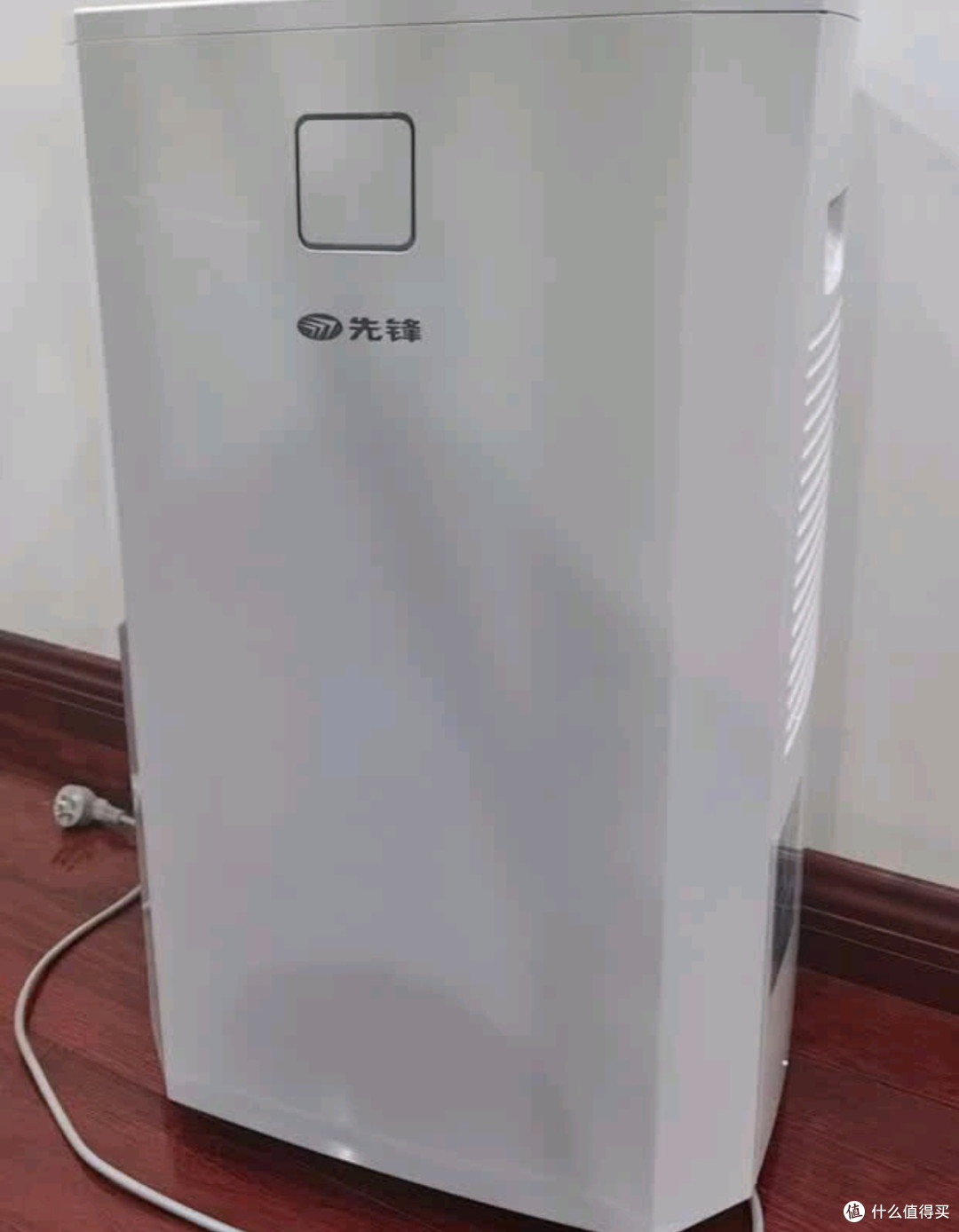在南方梅雨季的潮湿攻势下,先锋CFS60B-21AR除湿机堪称"