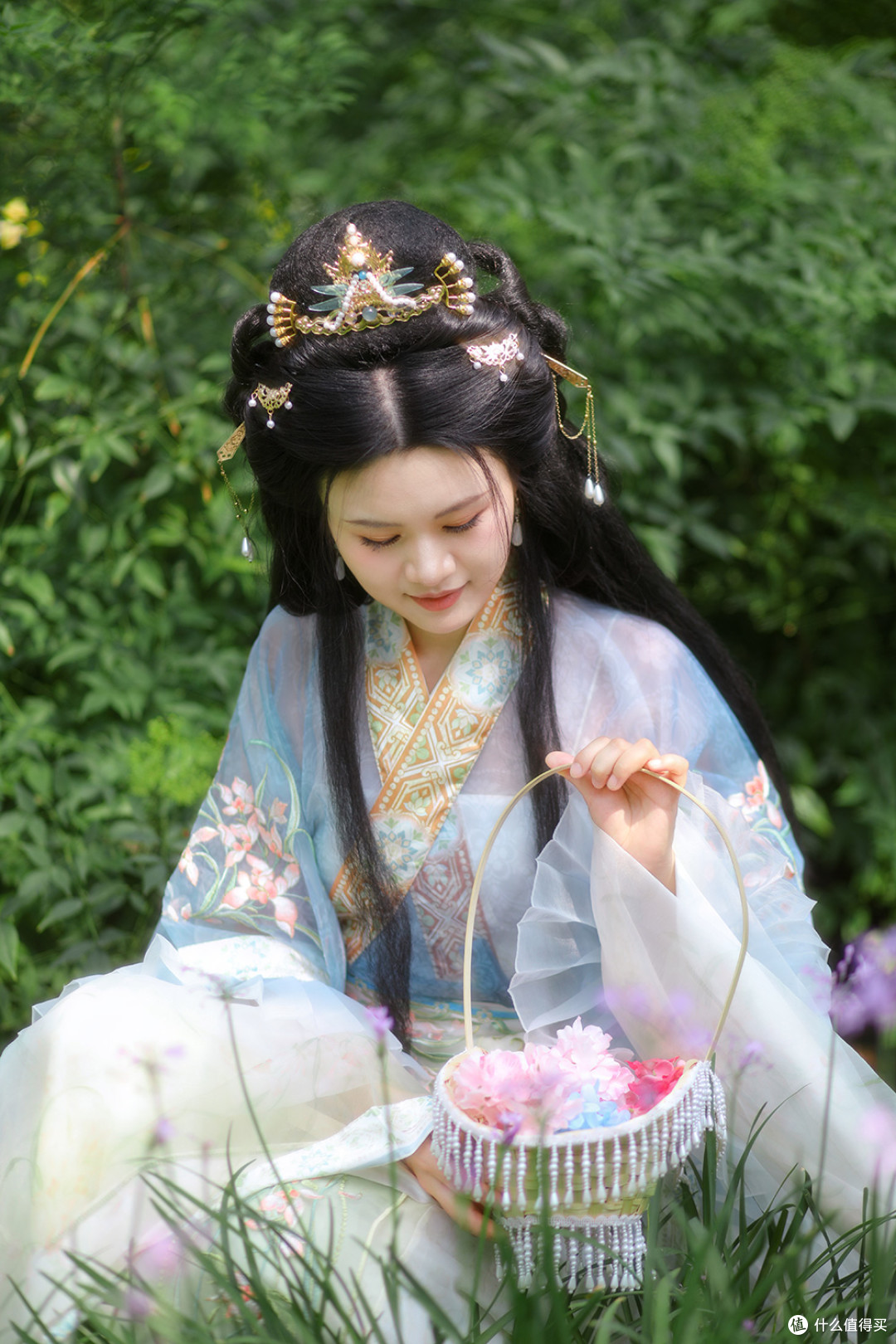 汉服：在诗意园林中邂逅古典之美