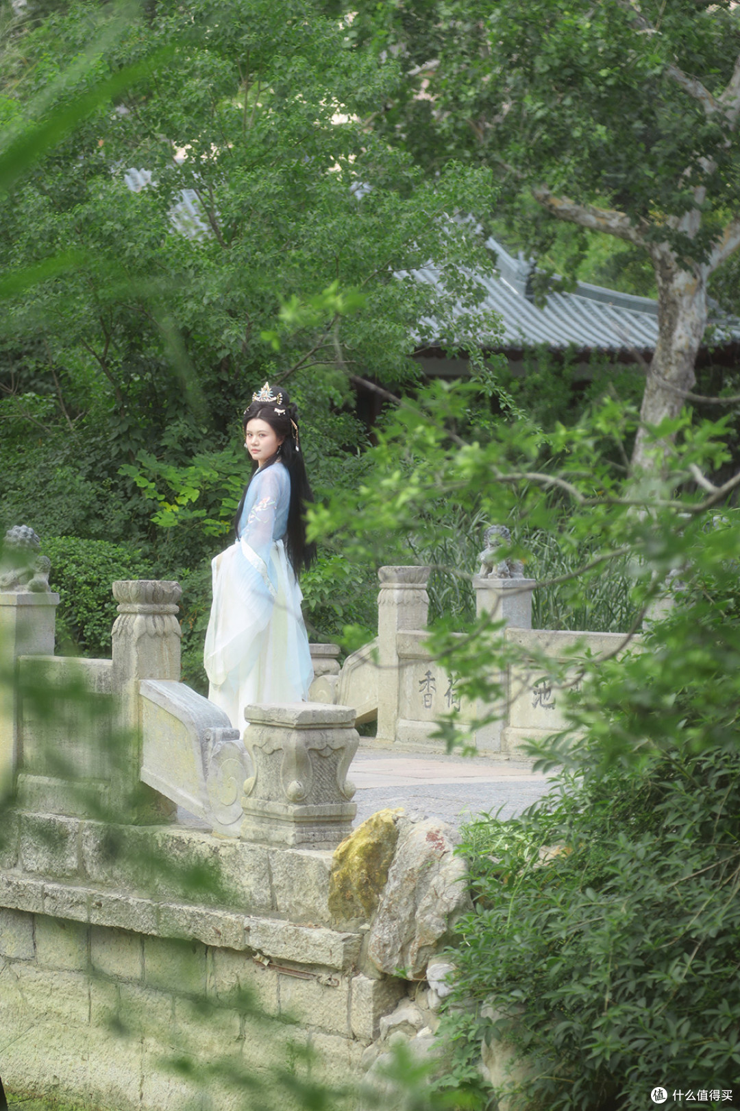 汉服：在诗意园林中邂逅古典之美