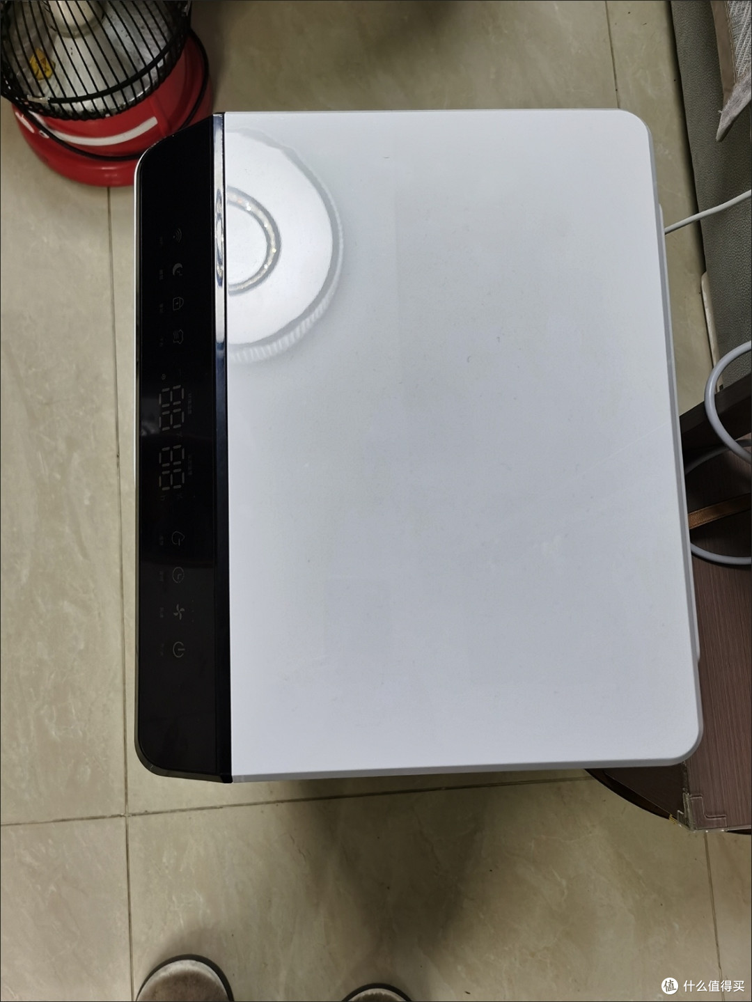 雨季防潮大作战,德业除湿机超给力