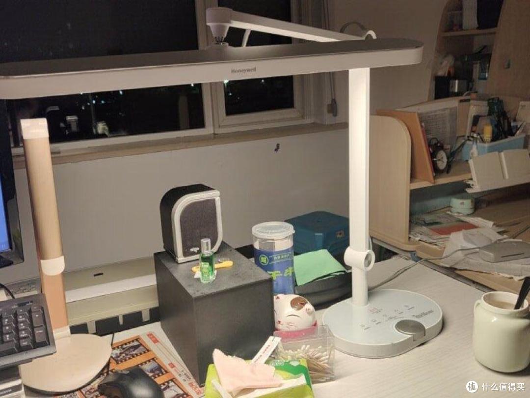 哪款护眼台灯最适合学生用？十款测评推荐，家长们抄答案不迷茫