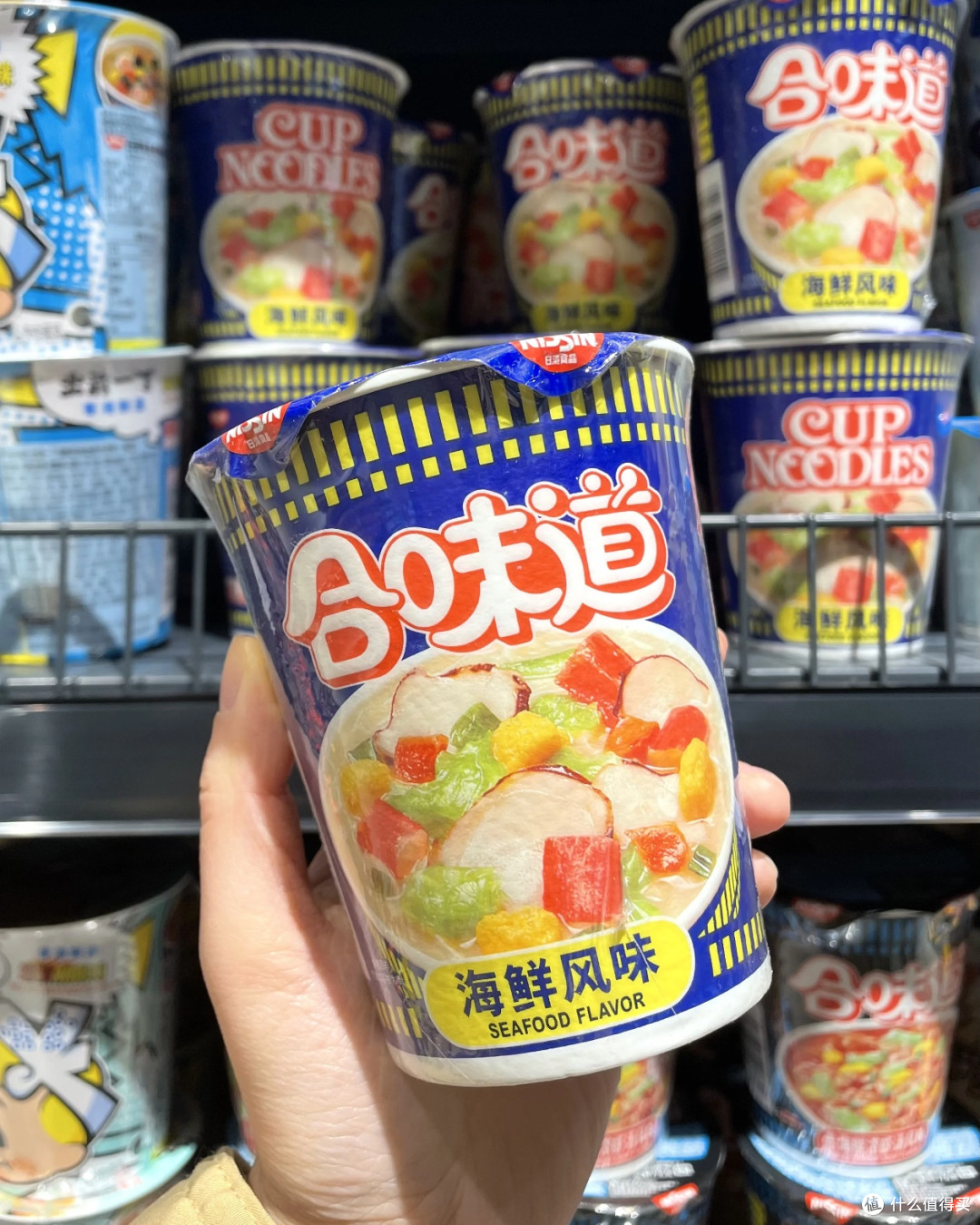 速食之光：合味道海鲜风味杯面！