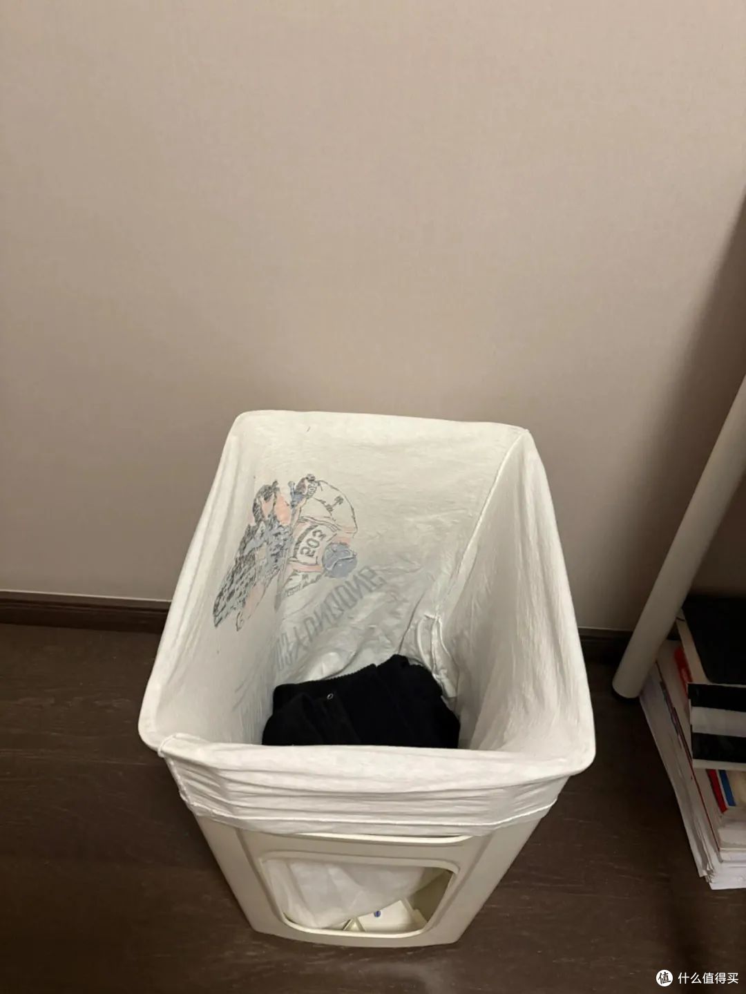 不穿的“旧T恤”只能扔掉?看了年轻人的消耗大法后,我亏大了