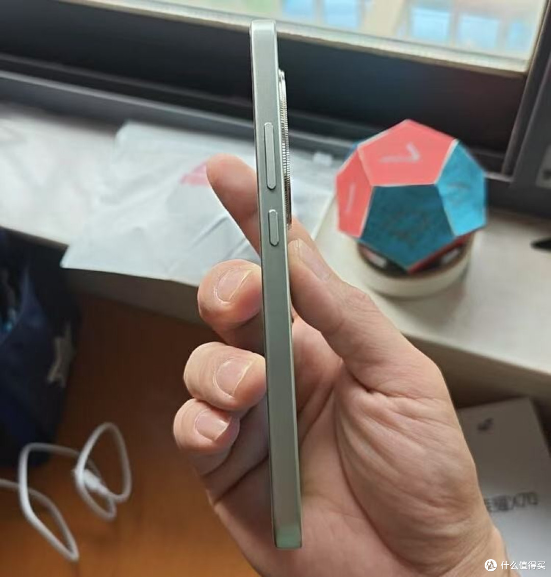 外卖小哥“神机”，8300mAh+IP69防水+6000nits，售价更加亲民