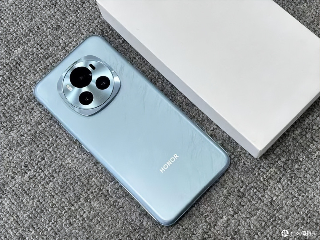荣耀Magic6：从旗舰巅峰到性价比之王，16GB+512GB跌破3000元