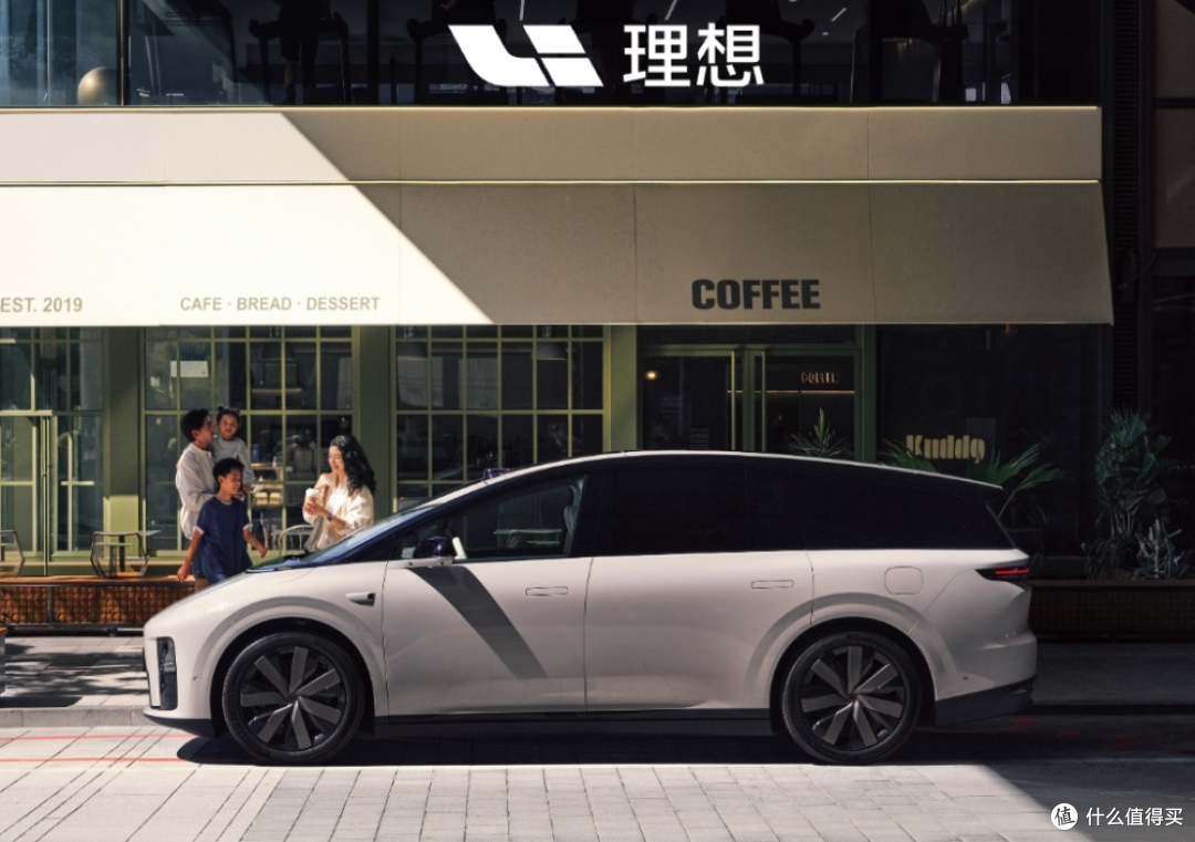 六座纯电SUV大乱斗!乐道L90、理想i8、特斯拉Model Y L齐上阵!