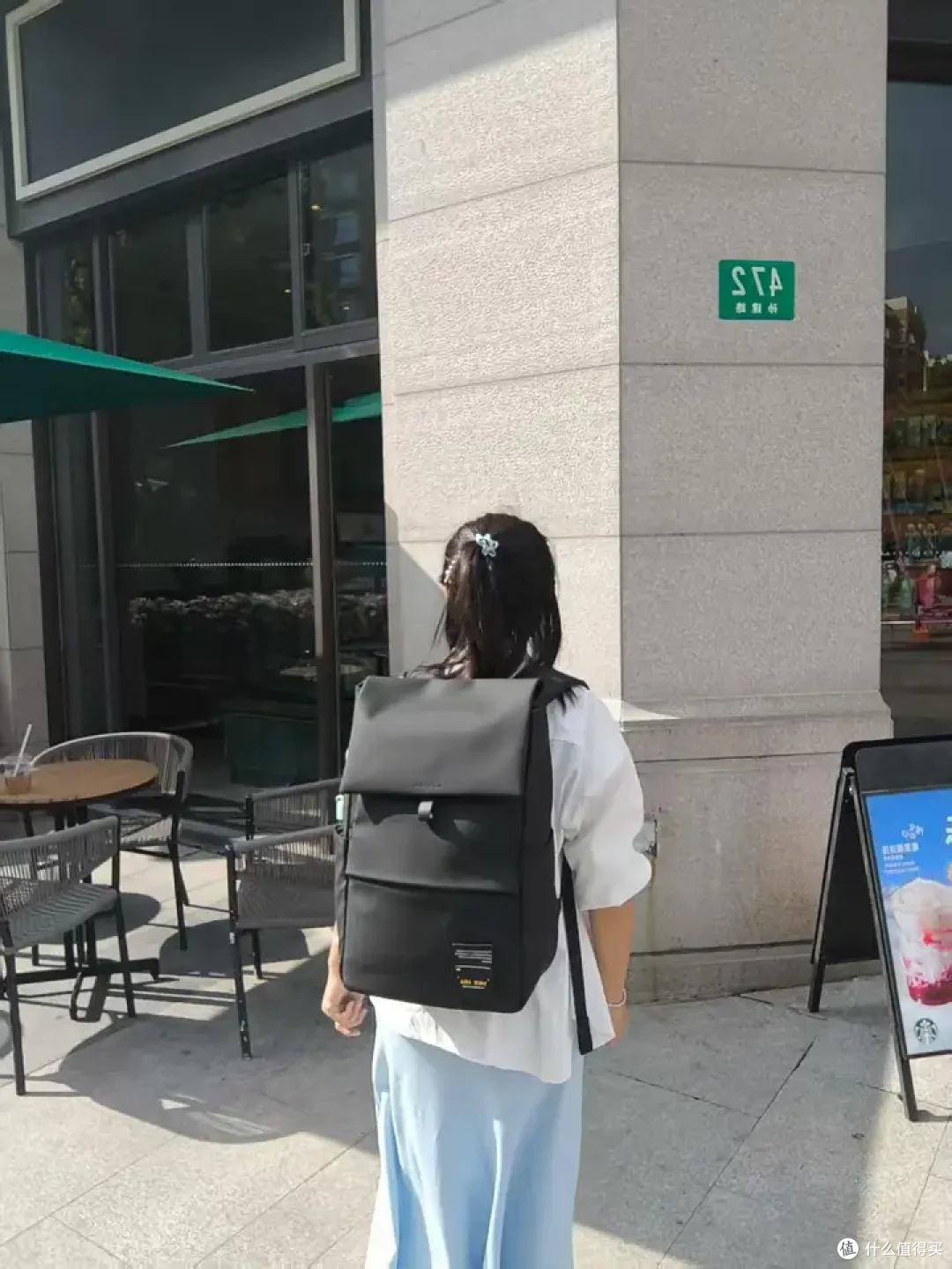 告别背包焦虑!地平线8号Moment背包:防摔防水还透气